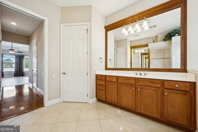 This Arthur Rutenberg custom home offers quality craftsmanship - photo 50