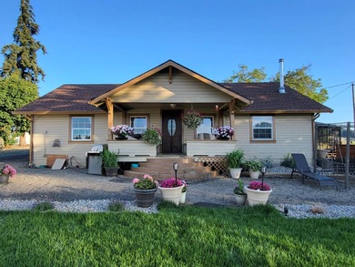 (private lake, pond, coastal) Home For Sale in Scio Oregon