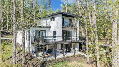 Don't miss this custom-designed, fully furnished residence - photo 1