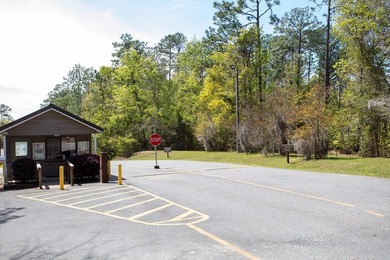 This is a beautiful lot near the East bank of Lake Seminole, at - photo 9
