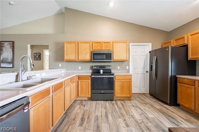 This stunning single-family home boasts 4 spacious bedrooms, 2 - photo 10