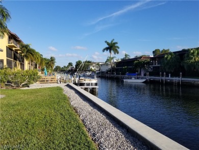 Gordon River  Home Sale Pending in Naples Florida