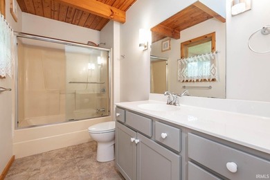 This charming, southeast side salt box with it's flexible floor - photo 21