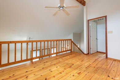 This charming, southeast side salt box with it's flexible floor - photo 24