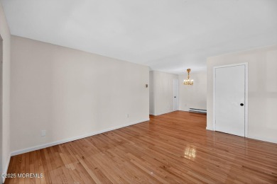 Beautiful, light-filled upper-floor 2-bedroom, 2 full bath unit