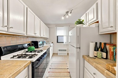 One of Brooklyn's smartest buys. 85 Livingston sits where - photo 9