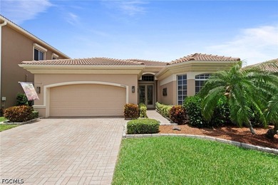 This beautiful western exposure lakefront Pool & Spa home in the - photo 3