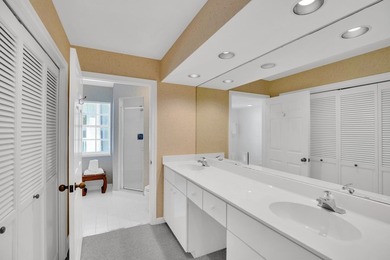 Immaculate and rarely available residence in Riverfront Grand - photo 21