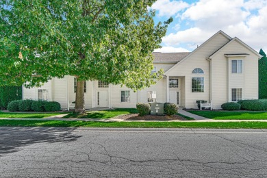 Lake Condo Sale Pending in Valparaiso, Indiana