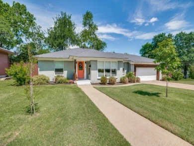 Lake Home For Sale in Dallas, Texas
