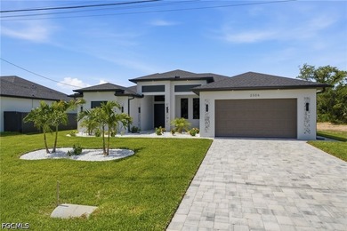 Introducing a SPECTACULAR WATERFRONT New Construction Home in SW - photo 3