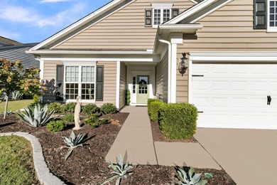 Warm, inviting, and pristinely-kept, this 2 bedrooms, 2 bath