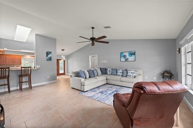 Welcome to this meticulously maintained, turnkey 3-bedroom - photo 6