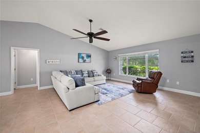Welcome to this meticulously maintained, turnkey 3-bedroom - photo 9