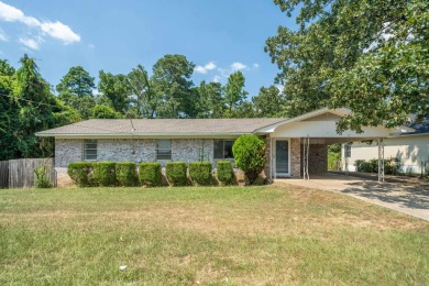 Lake Hamilton Home For Sale in Hot Springs Arkansas