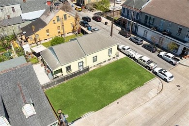 (private lake, pond, coastal) Lot Active Under Contract in New Orleans Louisiana