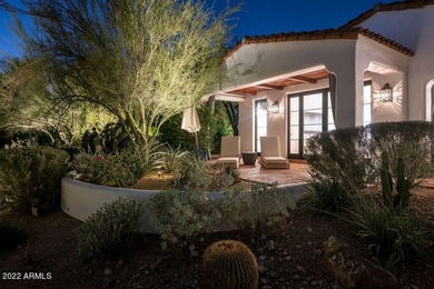 A uniquely tasteful ''lock 'n leave'' home with a crisp, clean - photo 36