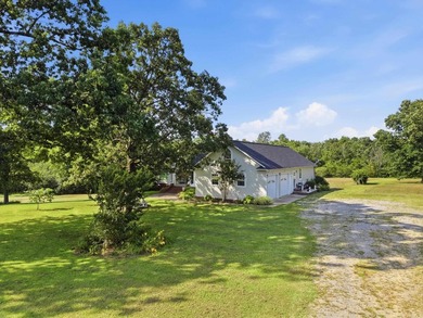 Looking for Lots of Living Space in a Rural Country Setting? - photo 4