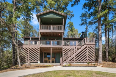 Charming Move-in Ready Waterview Home - Lake Home For Sale in Onalaska, Texas