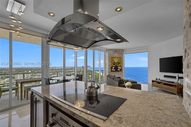 Rarely available Suite D penthouse on the 26th floor with - photo 12