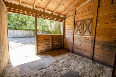 Wake up in the morning to the view of your horses on this fully - photo 19