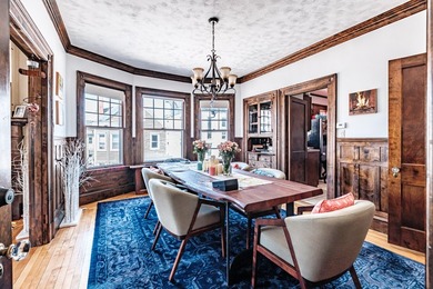A truly rare find: 5-unit building one door from the Eastern - photo 21