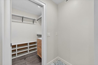 Welcome to this charming 3 bedroom/2 bathroom home with an open - photo 21