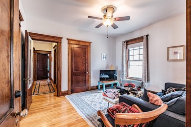 A truly rare find: 5-unit building one door from the Eastern - photo 23