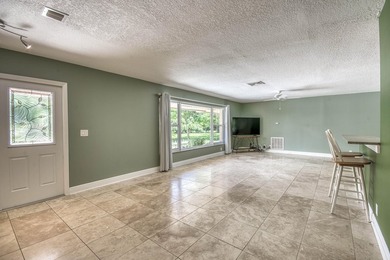 Wake up in the morning to the view of your horses on this fully - photo 23
