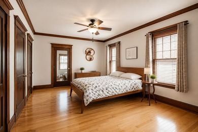 A truly rare find: 5-unit building one door from the Eastern - photo 24