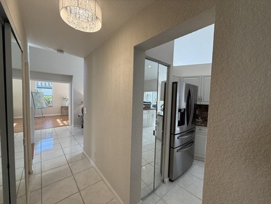 Delightful well-maintained, low HOA, Mediterranean-inspired - photo 24