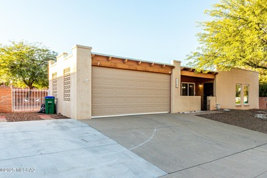 Move-in ready residence in Green Valley Desert Meadows! Recently
