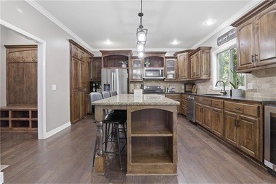 Welcome to 1502 Cross Creek Drive in the highly sought after - photo 10