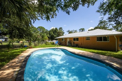 Wake up in the morning to the view of your horses on this fully - photo 38