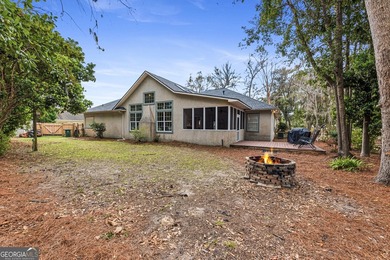 Welcome to 811 Riverview, located in the desirable golf cart - photo 39