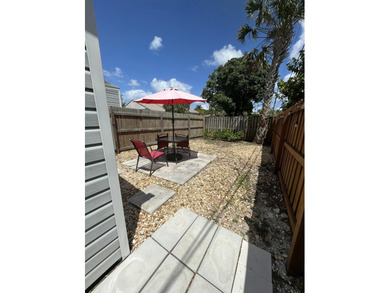 Multi unit Lot. 2 independent structures with separate electric - photo 10
