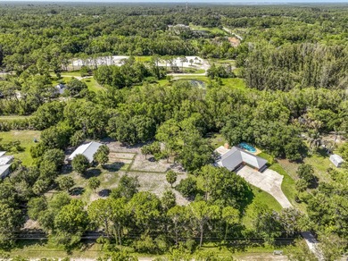 Wake up in the morning to the view of your horses on this fully - photo 40