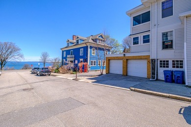 A truly rare find: 5-unit building one door from the Eastern - photo 42