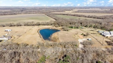 (private lake, pond, creek) Acreage For Sale in Axtell Texas