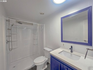 Move-in ready and beautifully maintained, this double-wide - photo 13