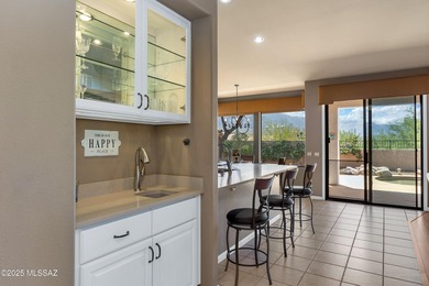 This Gorgeous Galleria is move-in ready to enjoy mountain views