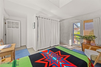 Nestled in the heart of Paradise Valley, this charming listing - photo 23