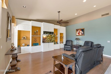 This Gorgeous Galleria is move-in ready to enjoy mountain views