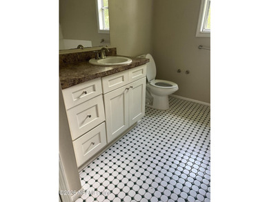 MAJOR PRICE REDUCTION!! Welcome home to this beautifully updated - photo 3