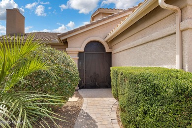 This Gorgeous Galleria is move-in ready to enjoy mountain views