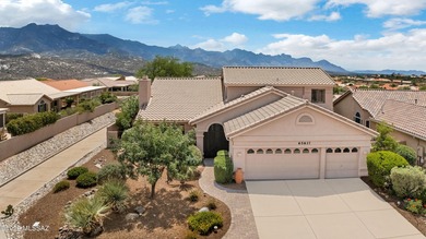 This Gorgeous Galleria is move-in ready to enjoy mountain views