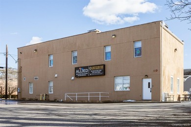 146 Railroad Ave, Sayville Build your business at this classic - photo 4