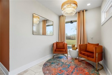 Ideally located just approximately 10 minutes from downtown