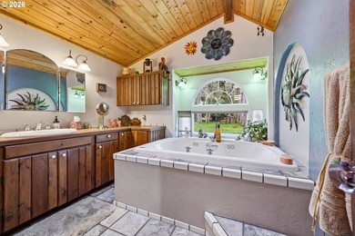 Welcome to your private retreat in the heart of Washougal! This - photo 12