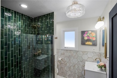 Ideally located just approximately 10 minutes from downtown